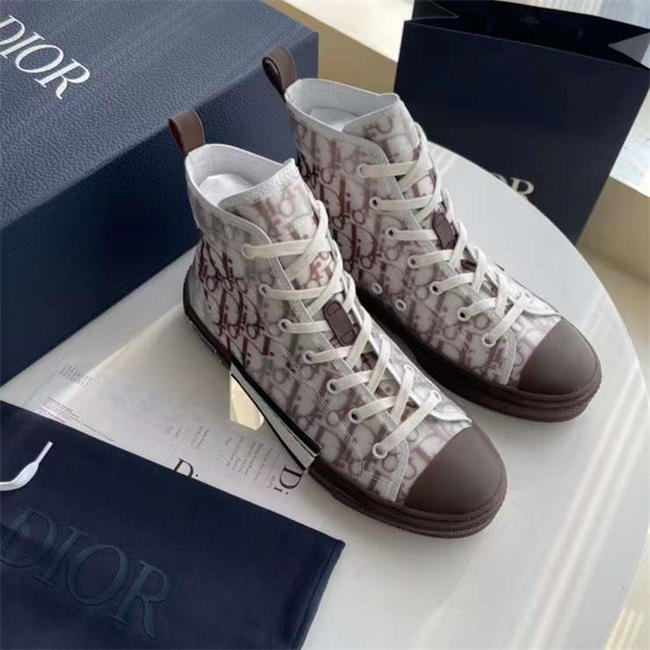 D*or B23 High Top
