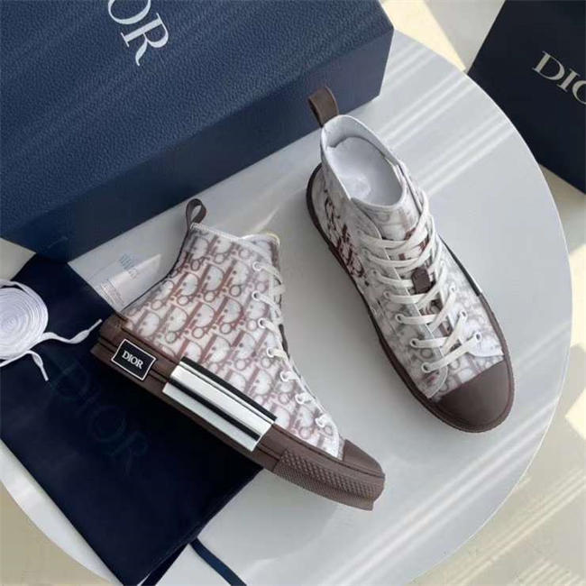 D*or B23 High Top