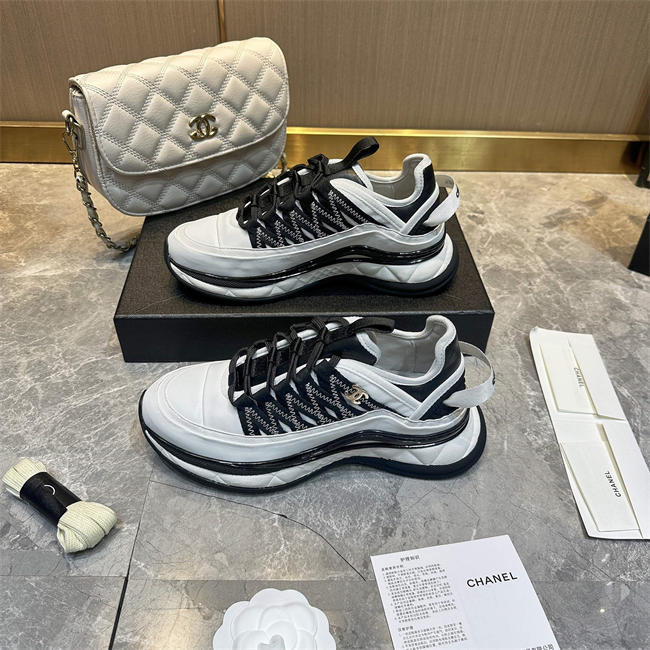 Ch**el trend sneaker