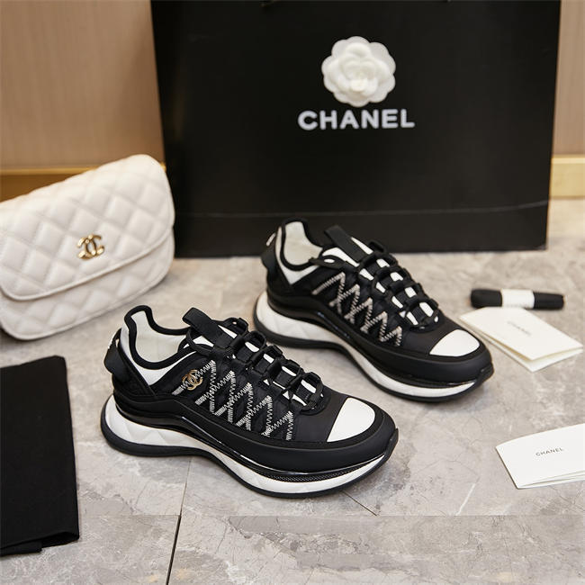 Ch**el trend sneaker