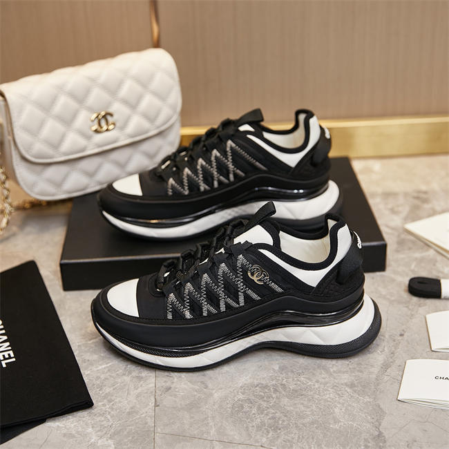 Ch**el trend sneaker