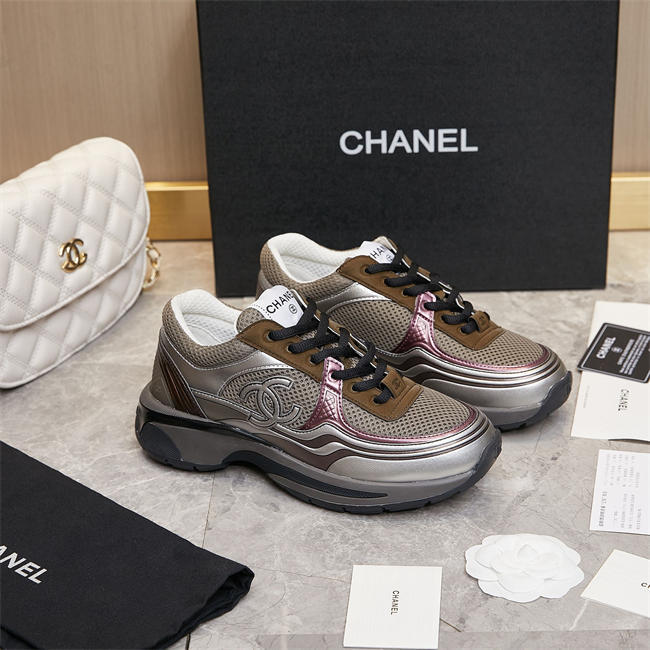 Ch**el trend sneaker