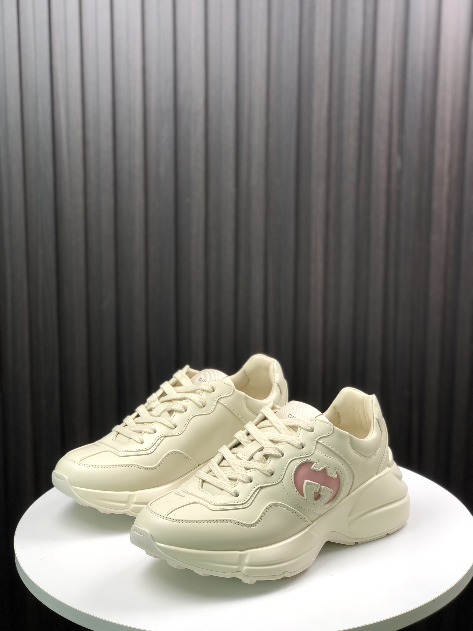 Gvc*1 python sneake