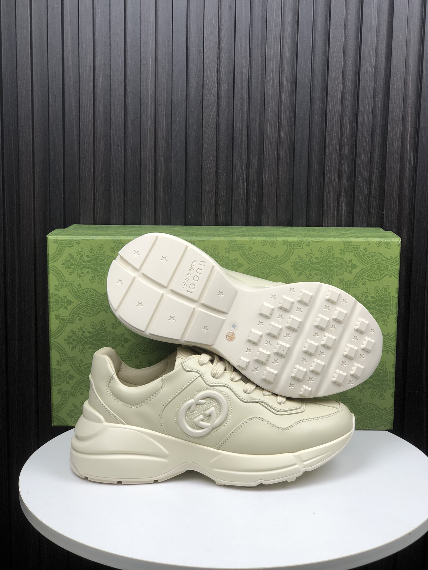 Gvc*1 python sneaker