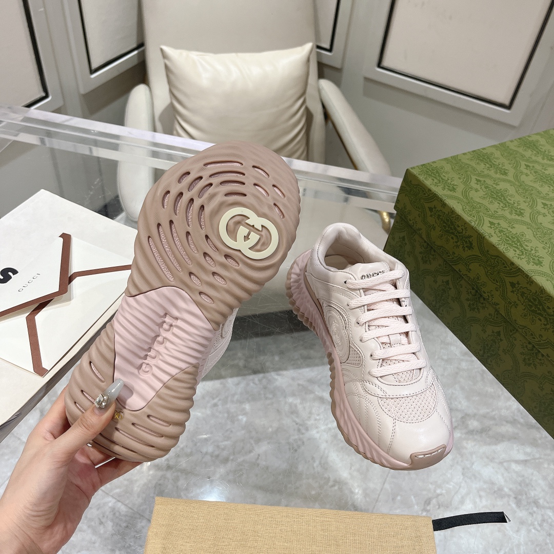 Gvc*1 python sneaker
