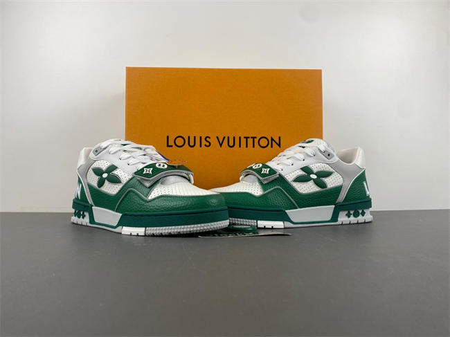 l0vis Vvtt0n lv trainer