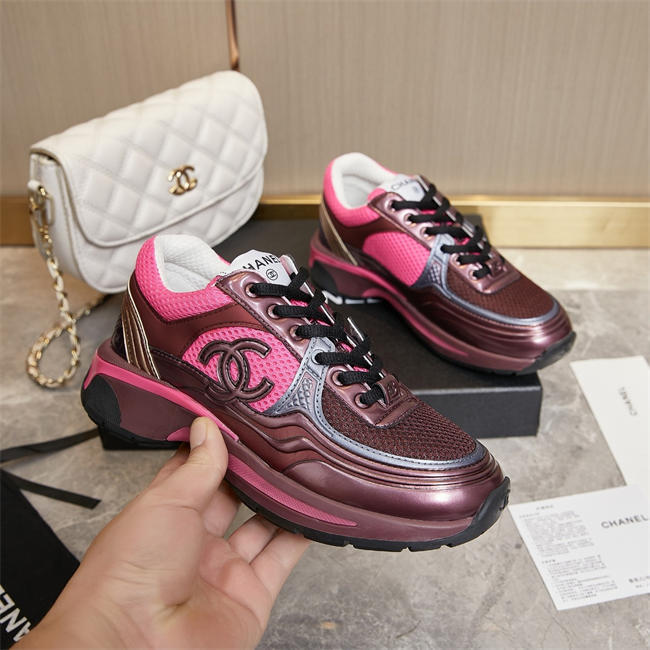 Ch**el trend sneaker
