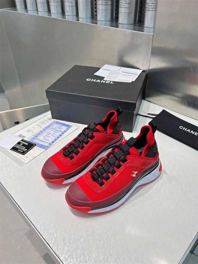 Ch**el trend sneaker