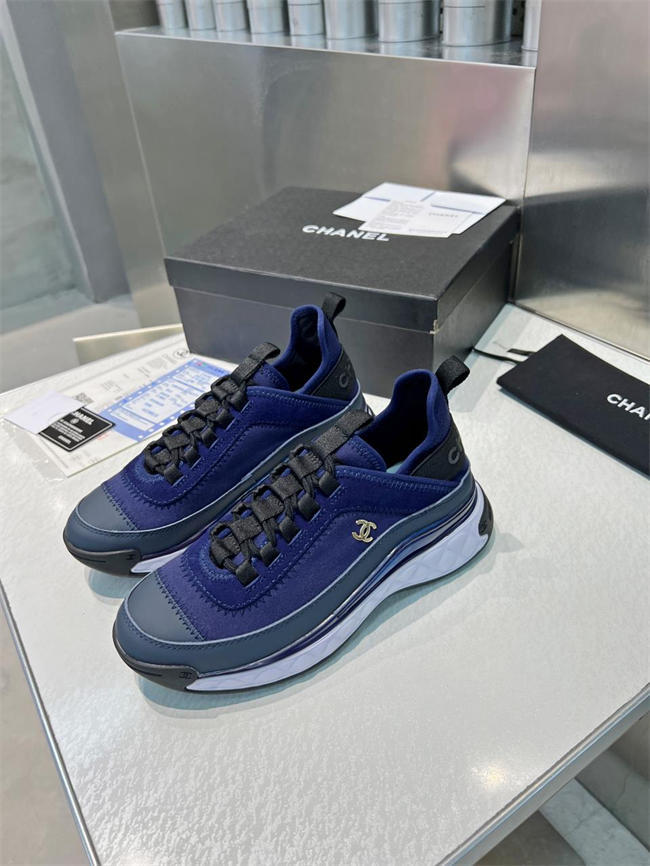 Ch**el trend sneaker