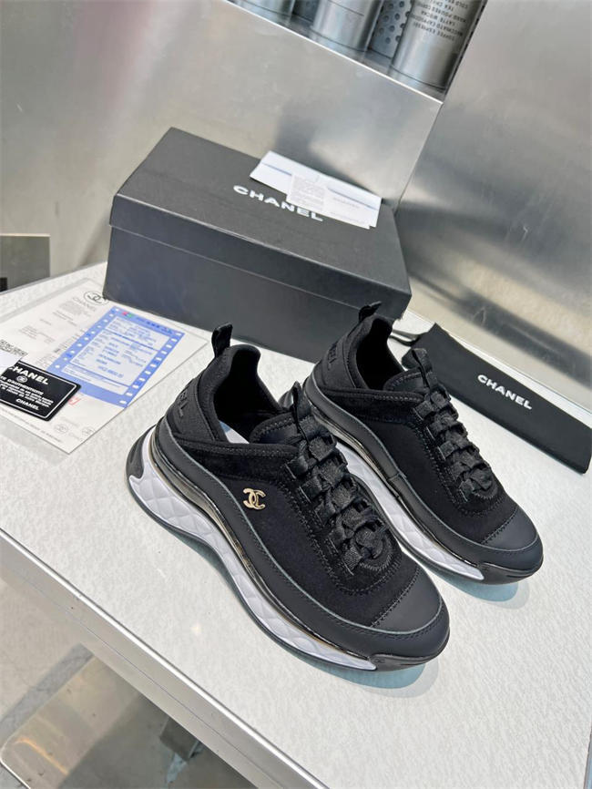 Ch**el trend sneaker