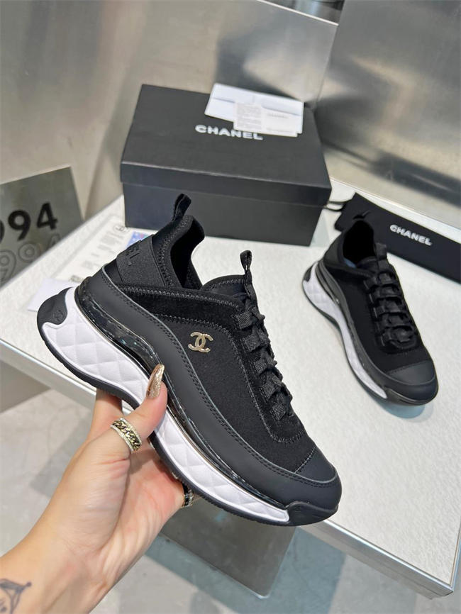 Ch**el trend sneaker