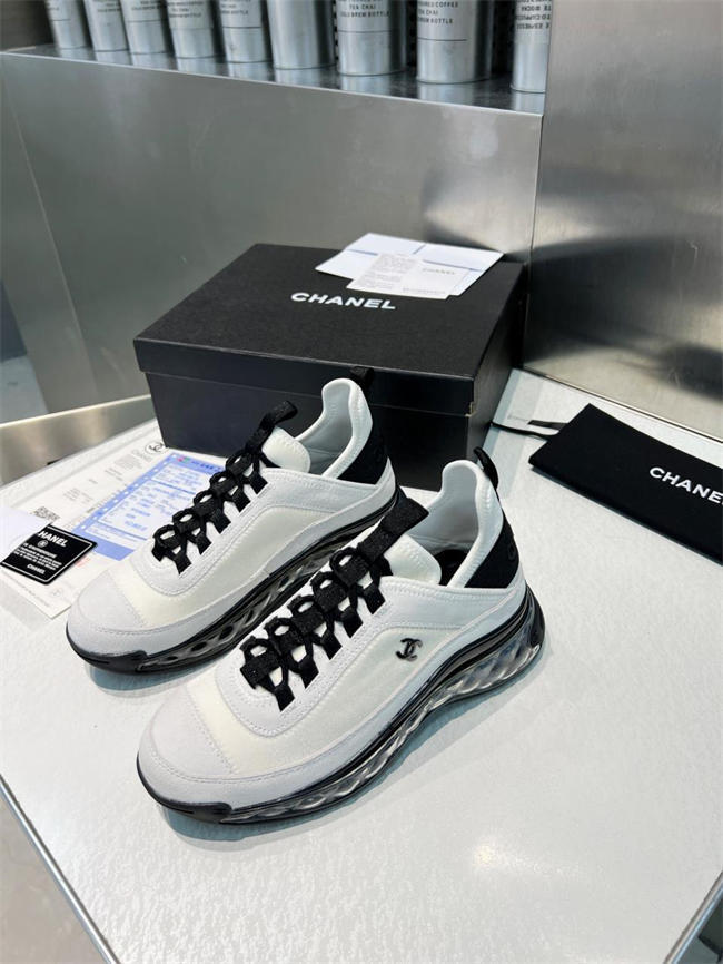 Ch**el trend sneaker