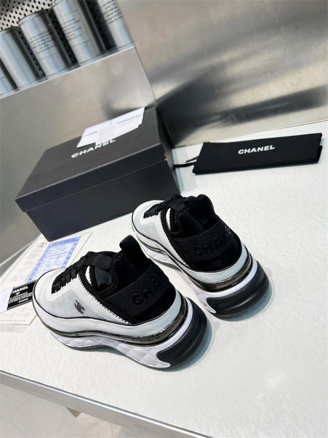 Ch**el trend sneaker