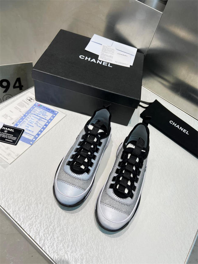 Ch**el trend sneaker