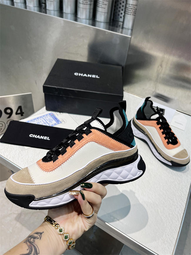 Ch**el trend sneaker