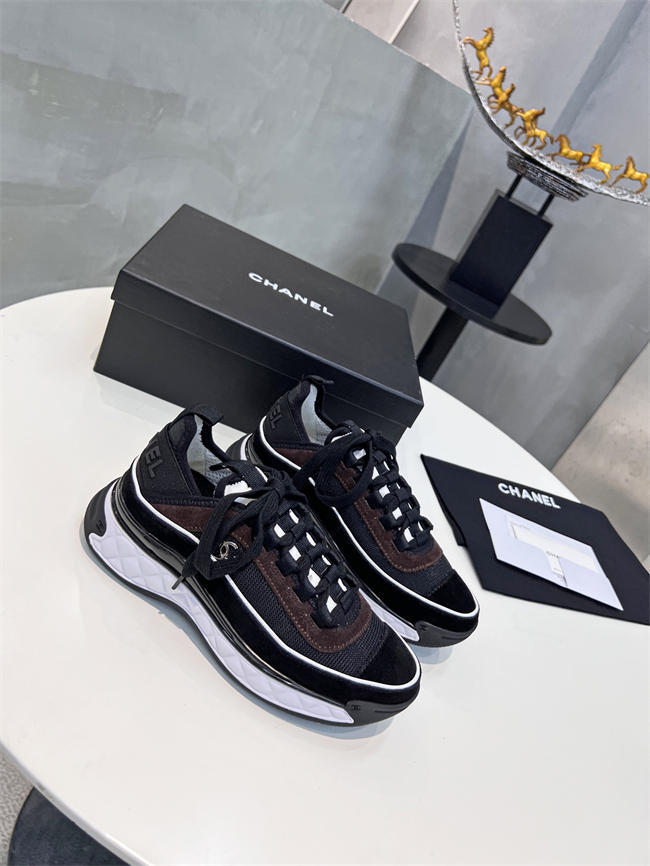 Ch**el trend sneaker