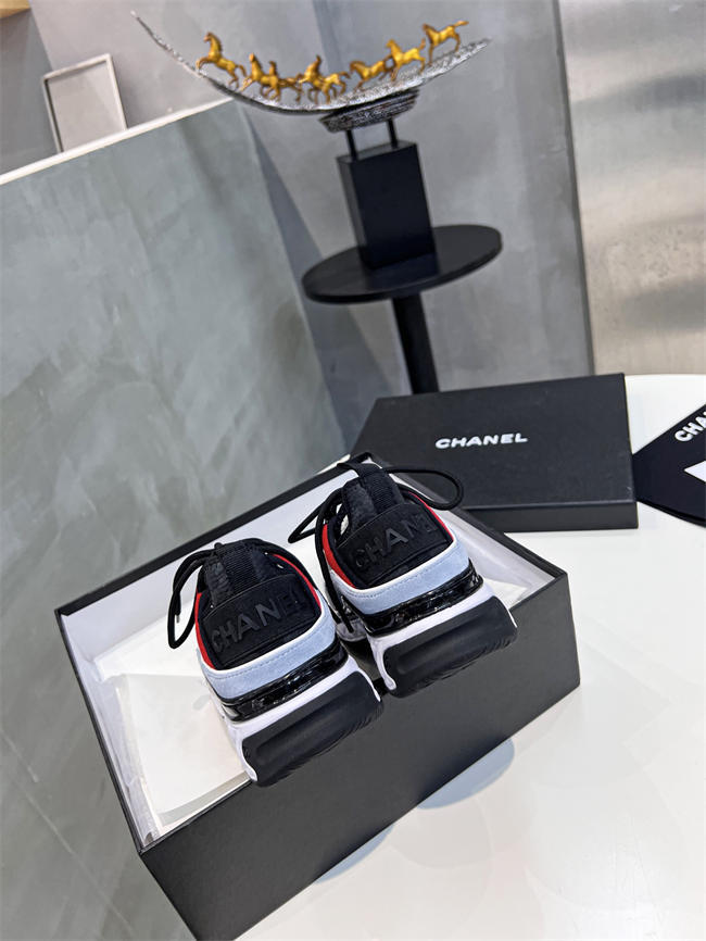 Ch**el trend sneaker