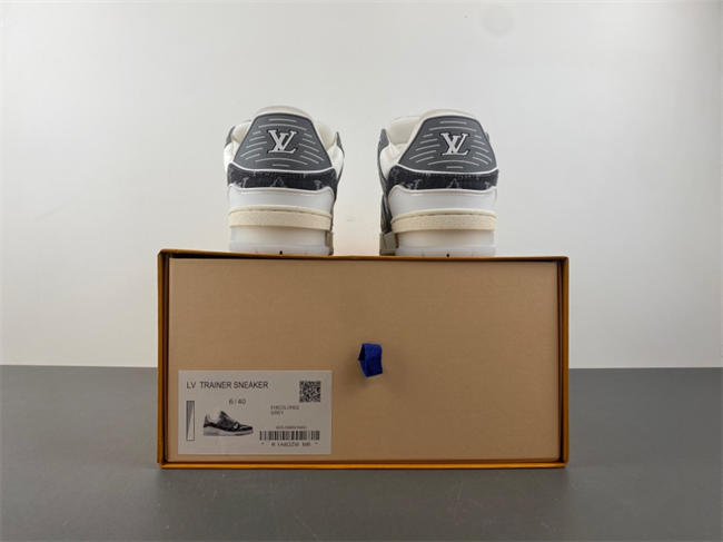 l0vis Vvtt0n lv trainer