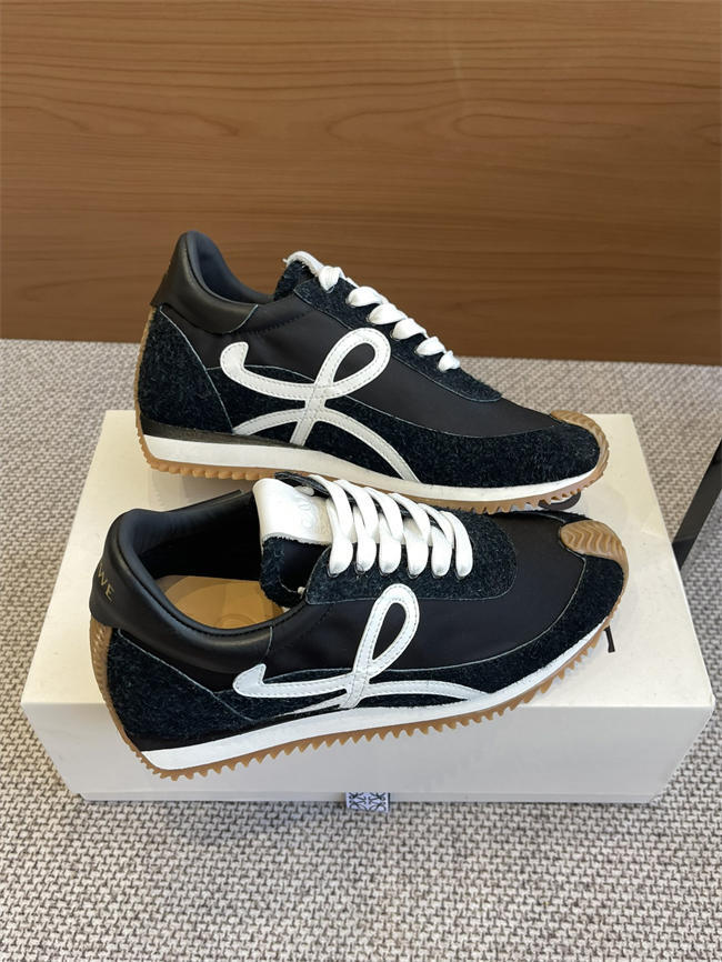 L0ew* sneaker