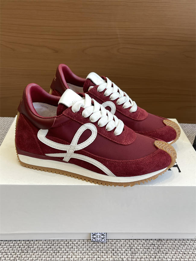 L0ew* sneaker