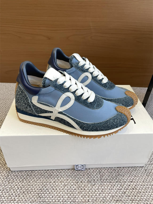L0ew* sneaker