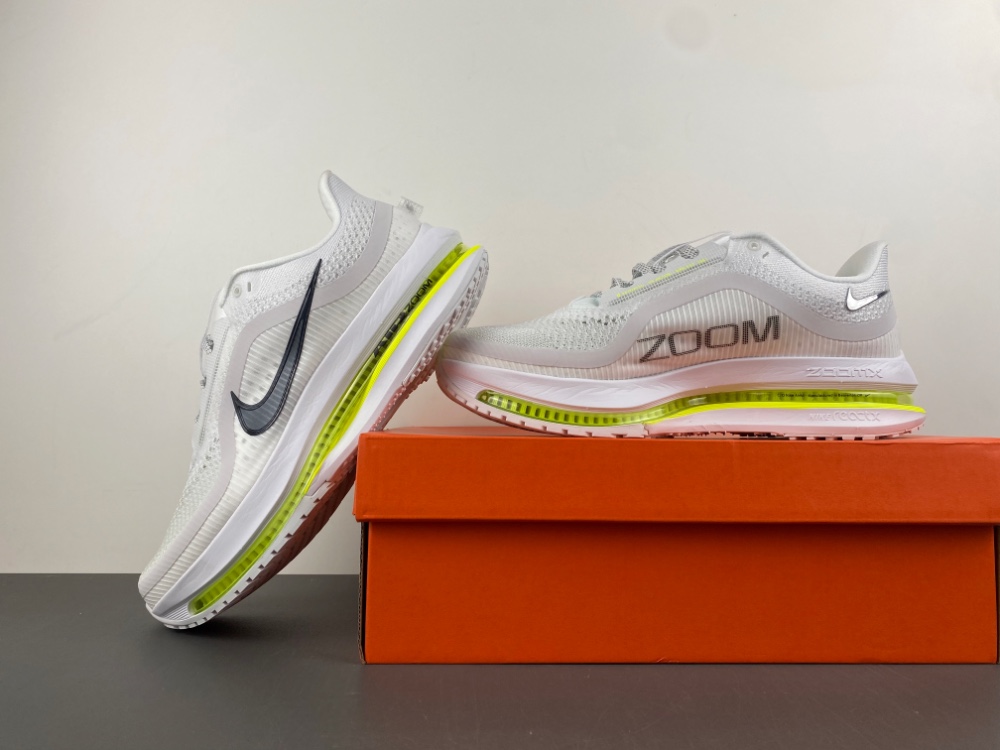 nike pegasus preM1vm  zoomx
