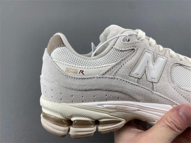 new Ba1an*e nb 2002