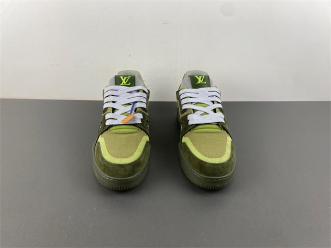 l0vis Vvtt0n lv trainer