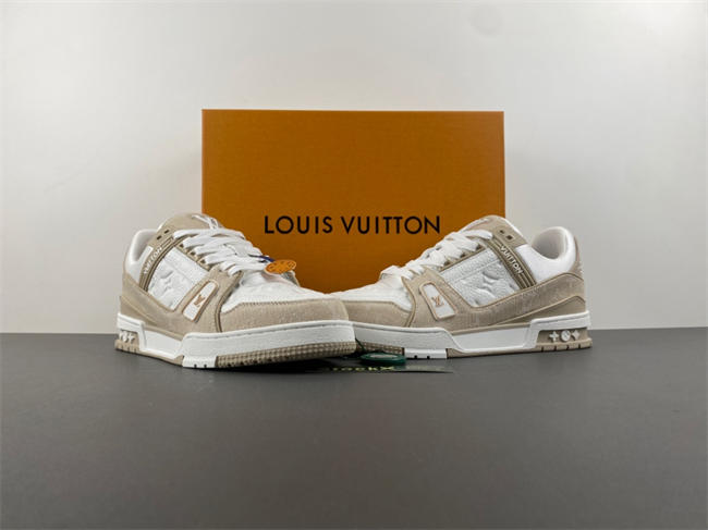 l0vis Vvtt0n lv trainer