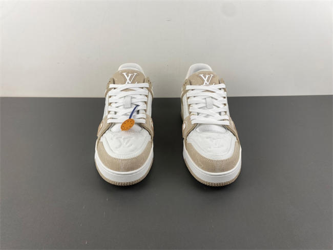 l0vis Vvtt0n lv trainer