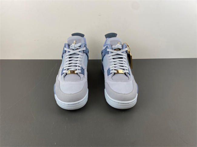 Jordan 4 UNC Tar Heels PE