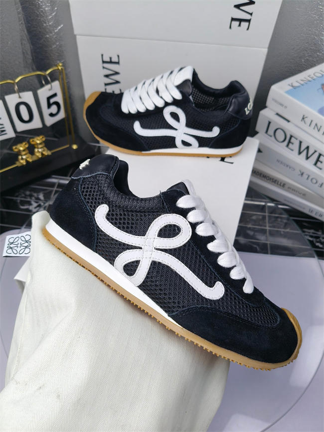 L0ew* sneaker