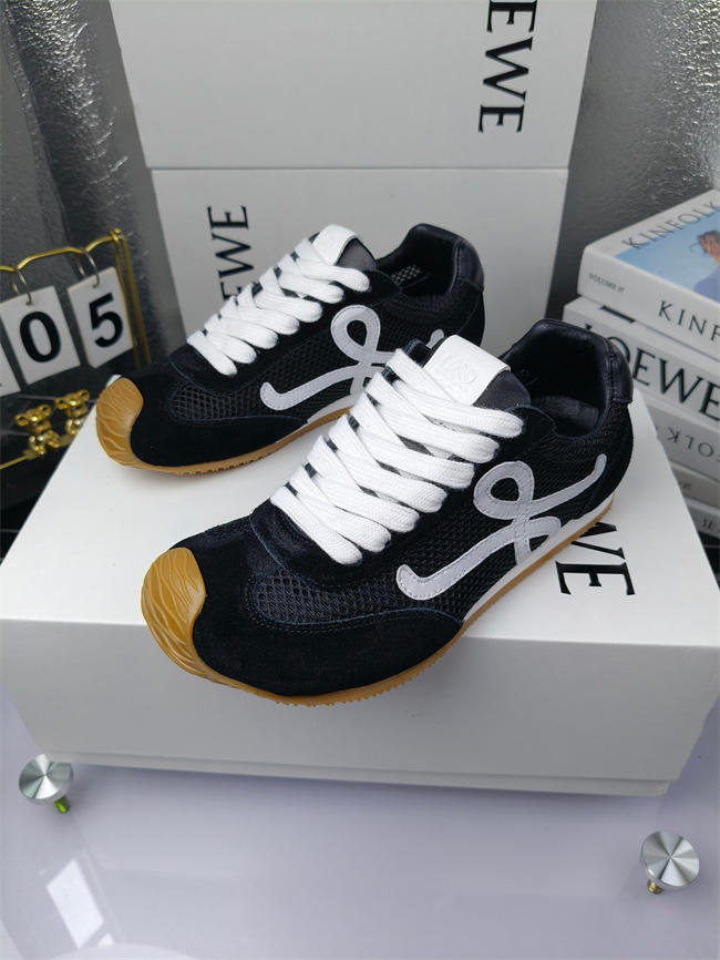 L0ew* sneaker