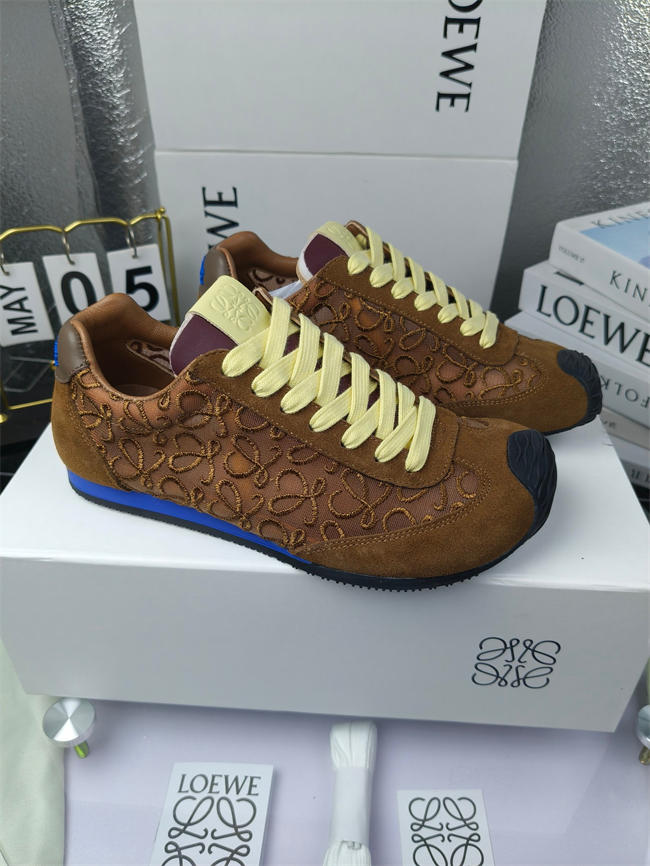 L0ew* sneaker