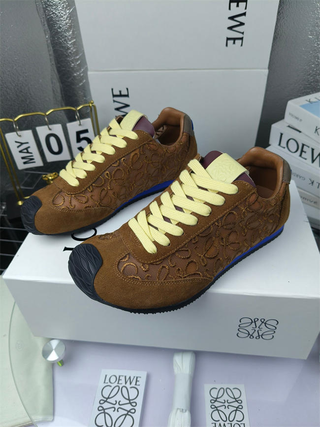 L0ew* sneaker
