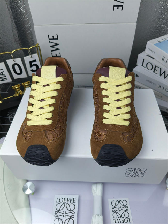 L0ew* sneaker