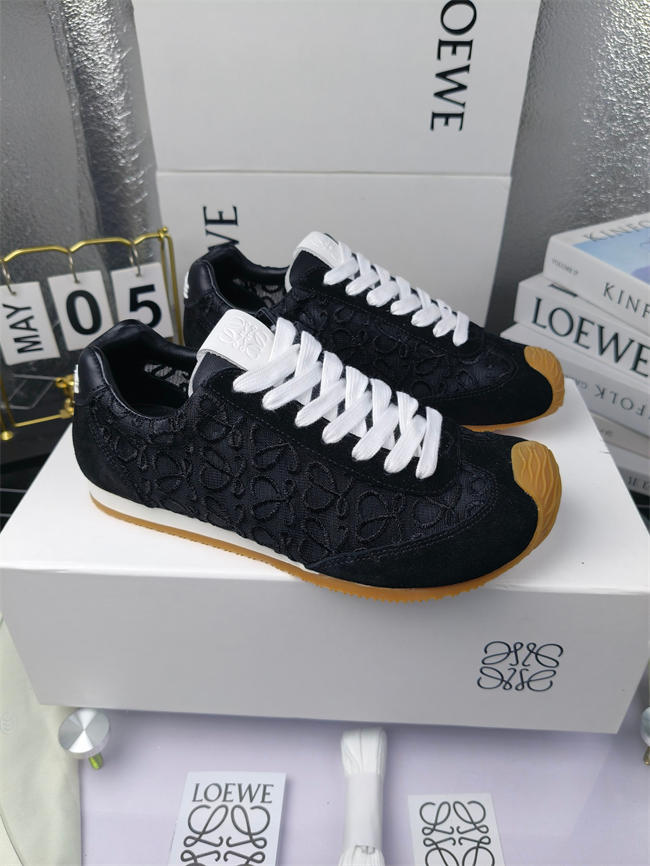L0ew* sneaker