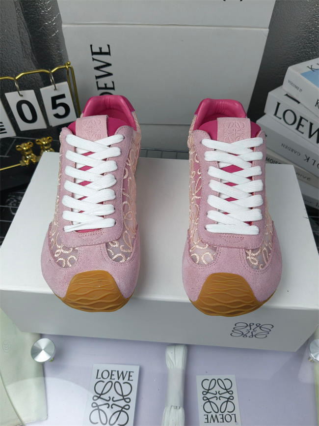 L0ew* sneaker