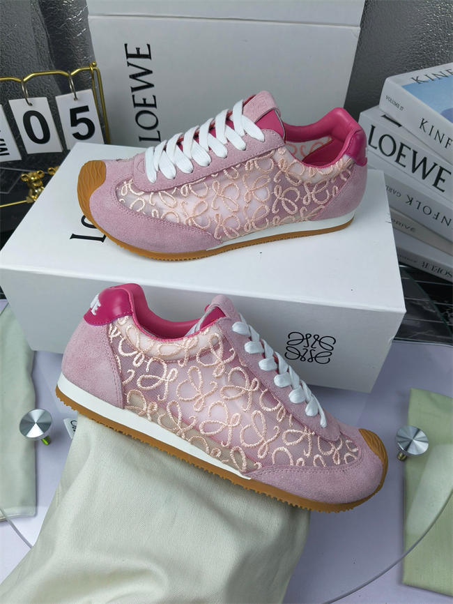 L0ew* sneaker