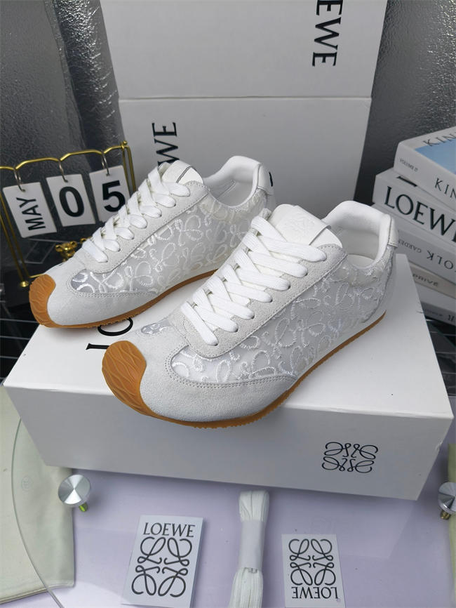 L0ew* sneaker