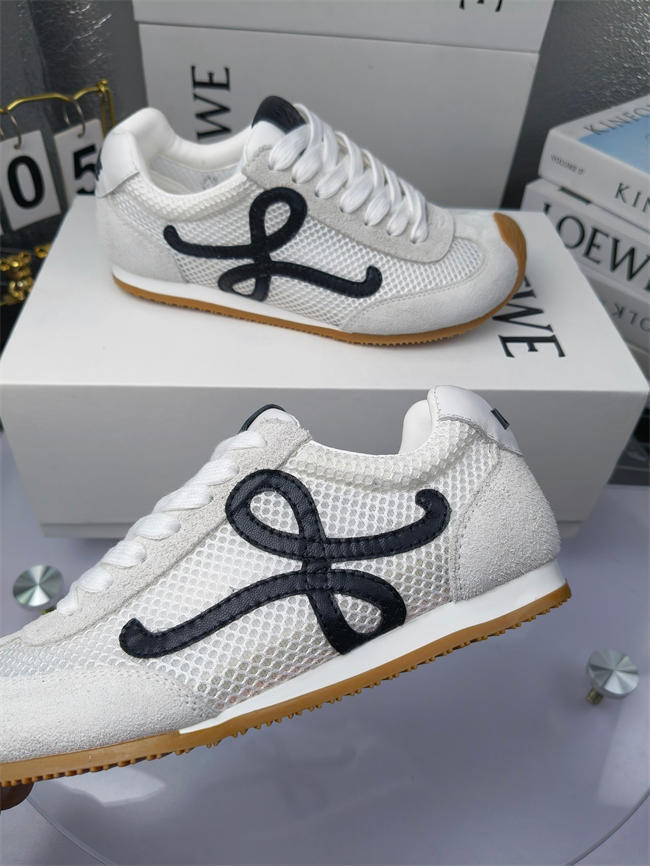 L0ew* sneaker
