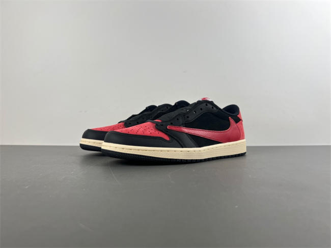 Travis Scott x Air Jordan 1 Low