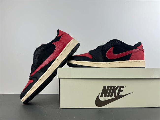 Travis Scott x Air Jordan 1 Low