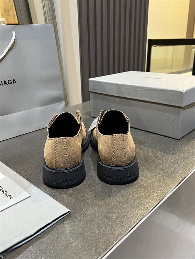 Ba1en*iaga boot