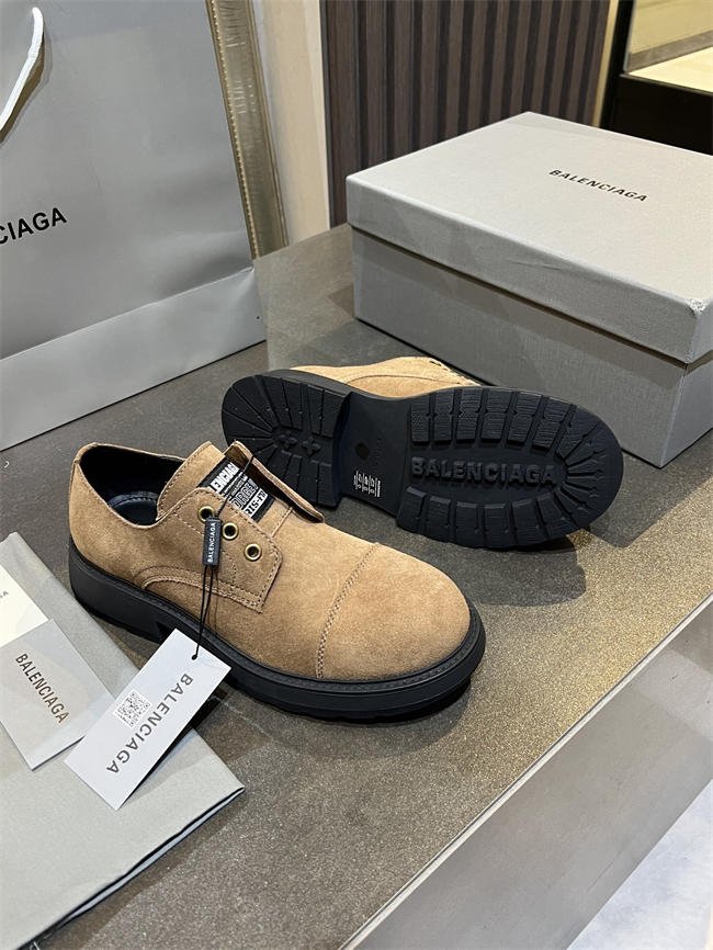 Ba1en*iaga boot