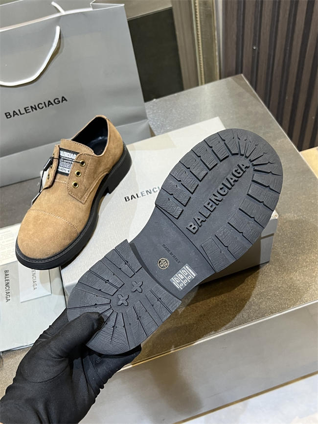 Ba1en*iaga boot