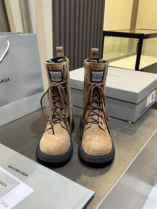 Ba1en*iaga boot