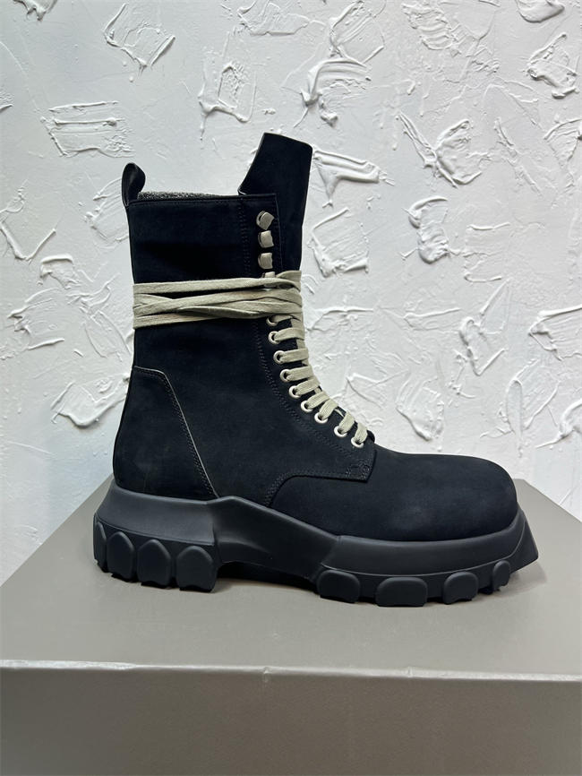 Ba1en*iaga boot