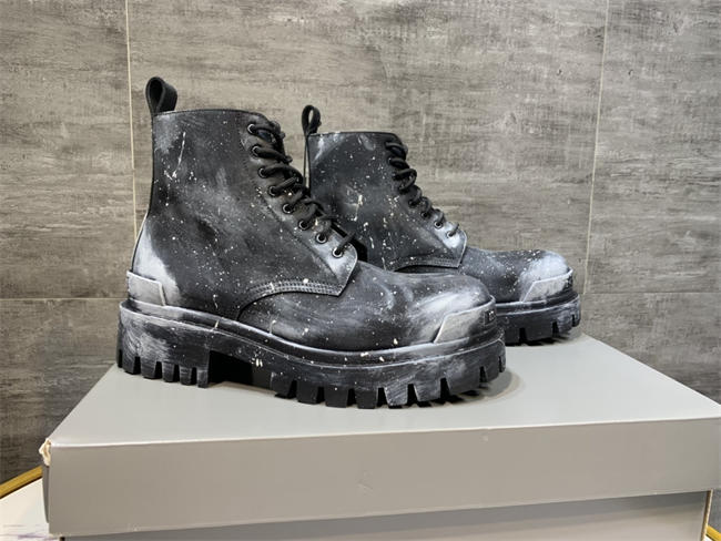 Ba1en*iaga boot