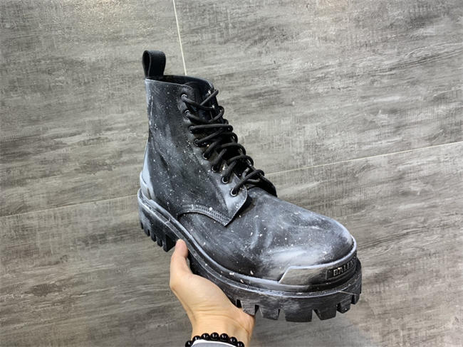 Ba1en*iaga boot